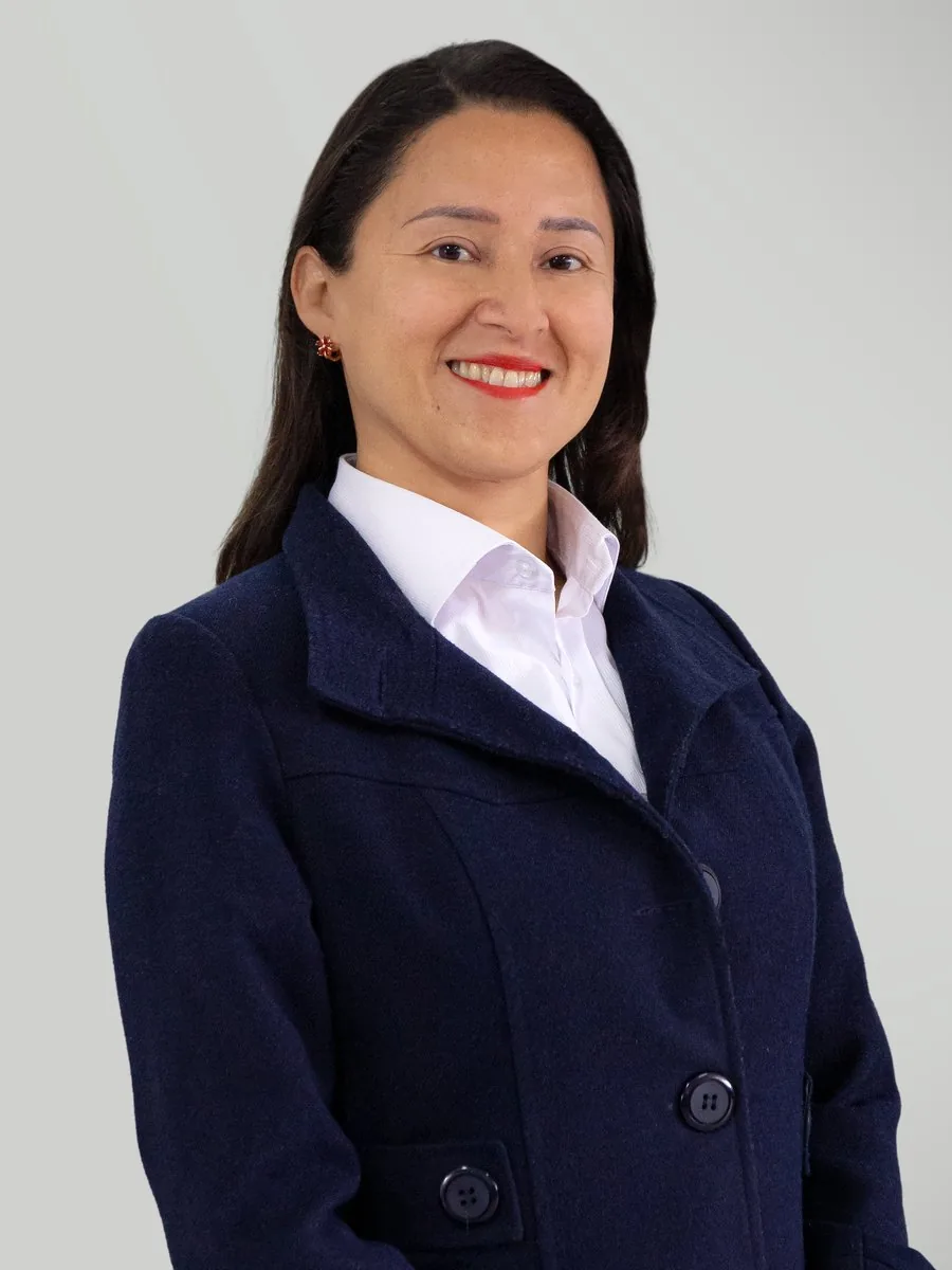 Alicia Marquina, Apoderada de Siniestros