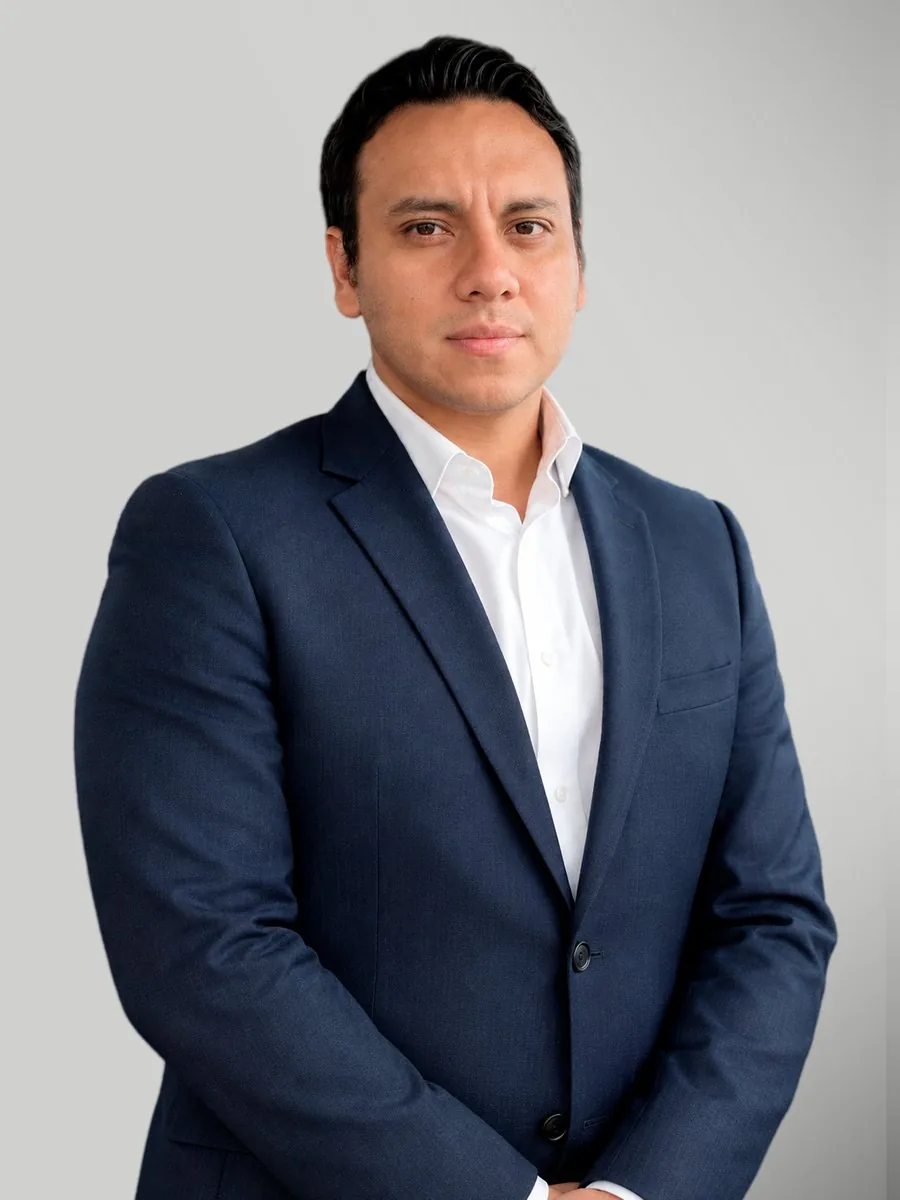 Jesús Fuentes, Subgerente Comercial